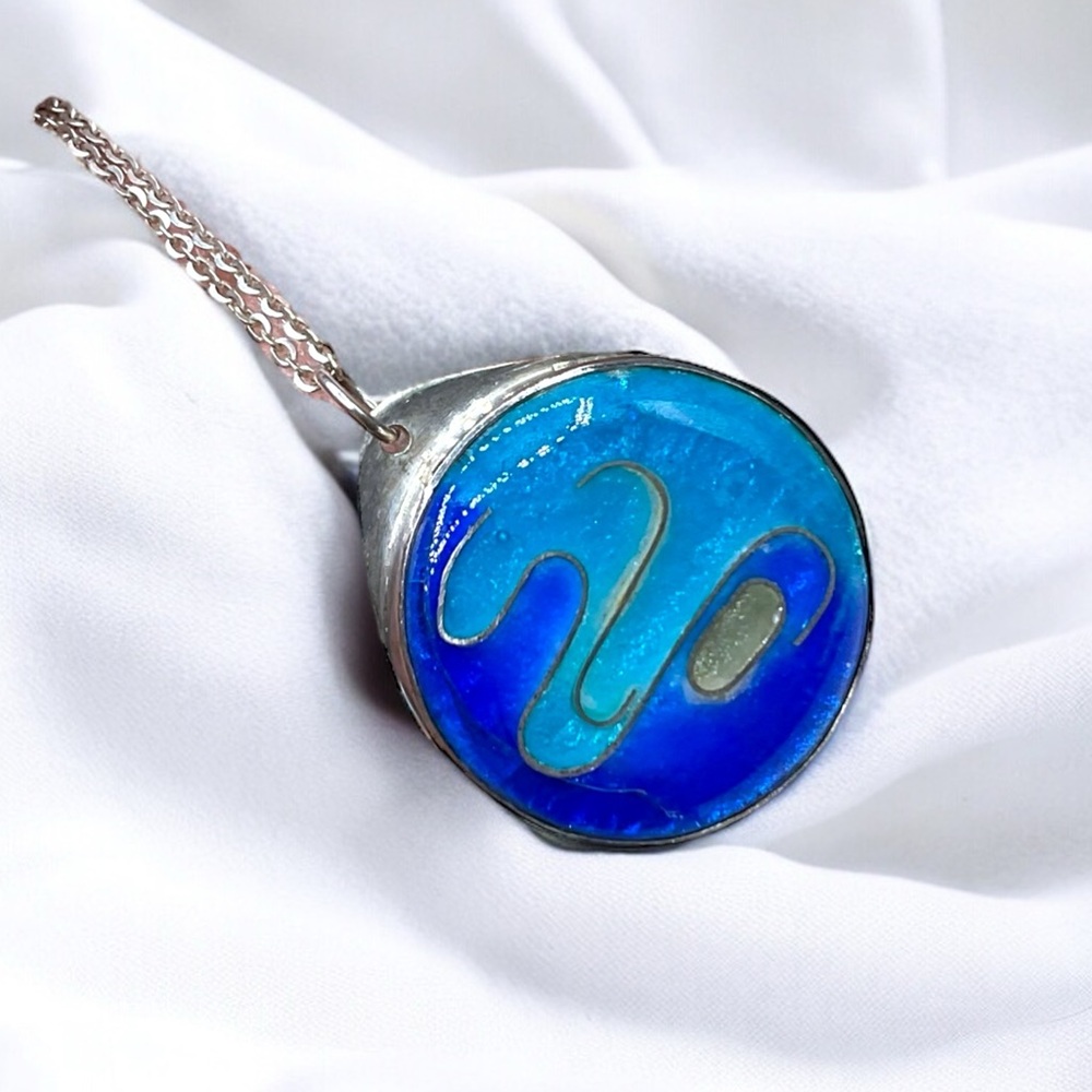 🌺Artisan Sterling & Guilloche Enamel Necklace